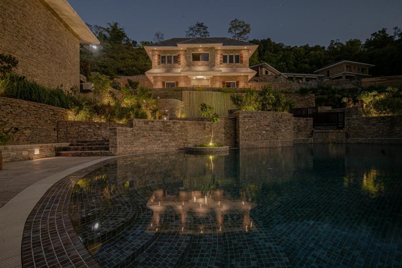 Dorje'S Resort And Spa Pokhara Exterior photo