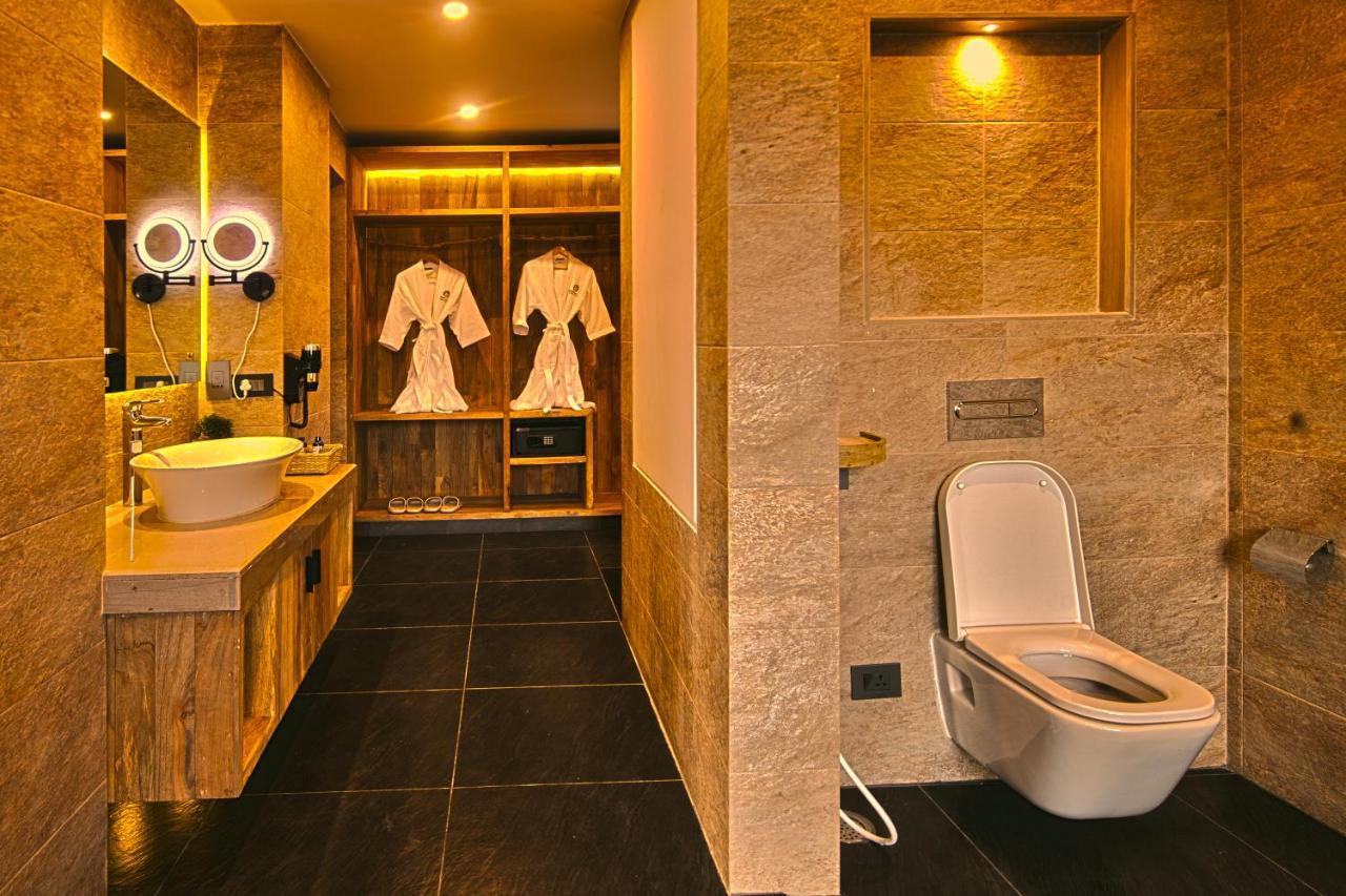 Dorje'S Resort And Spa Pokhara Exterior photo