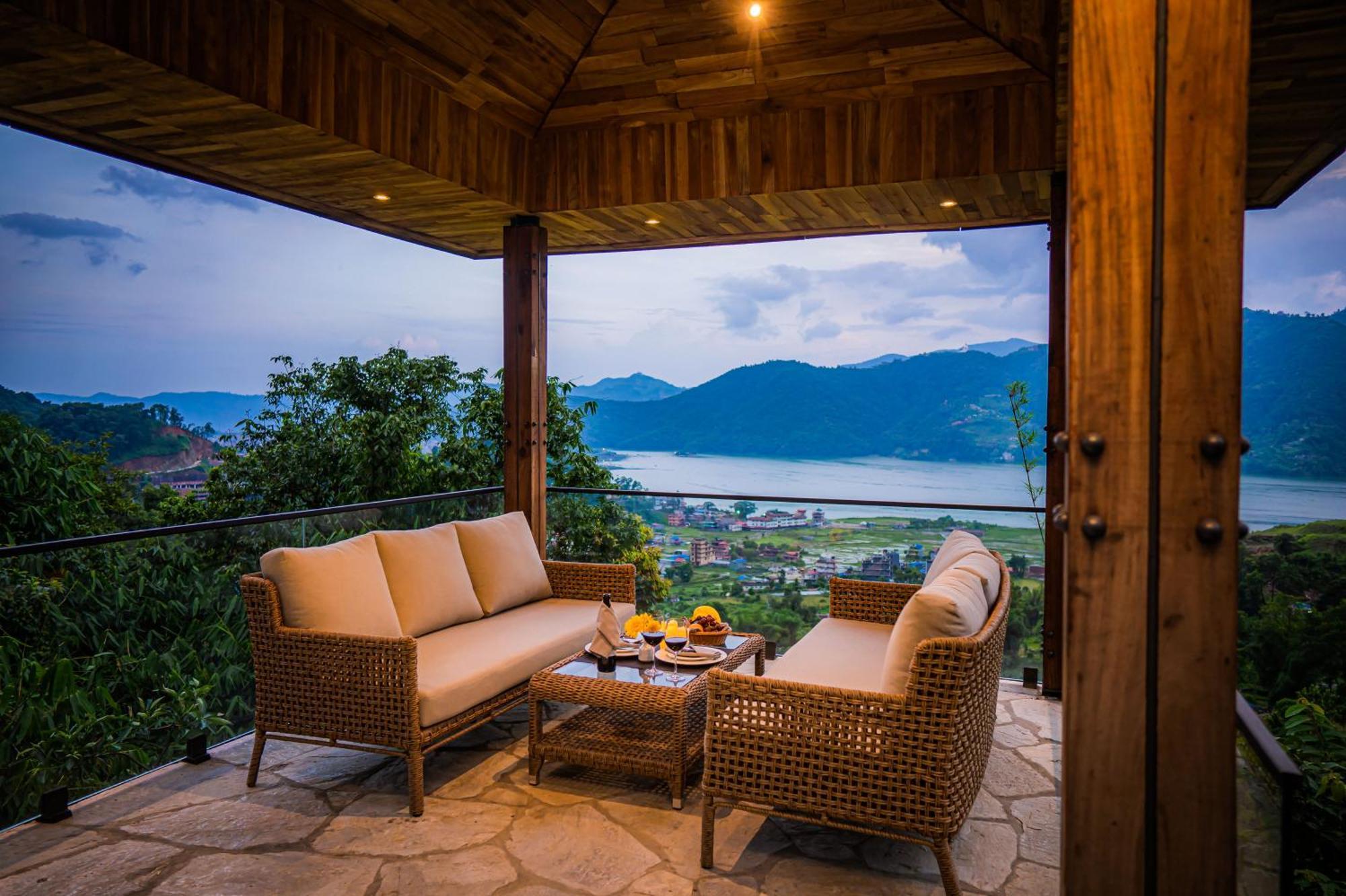 Dorje'S Resort And Spa Pokhara Exterior photo